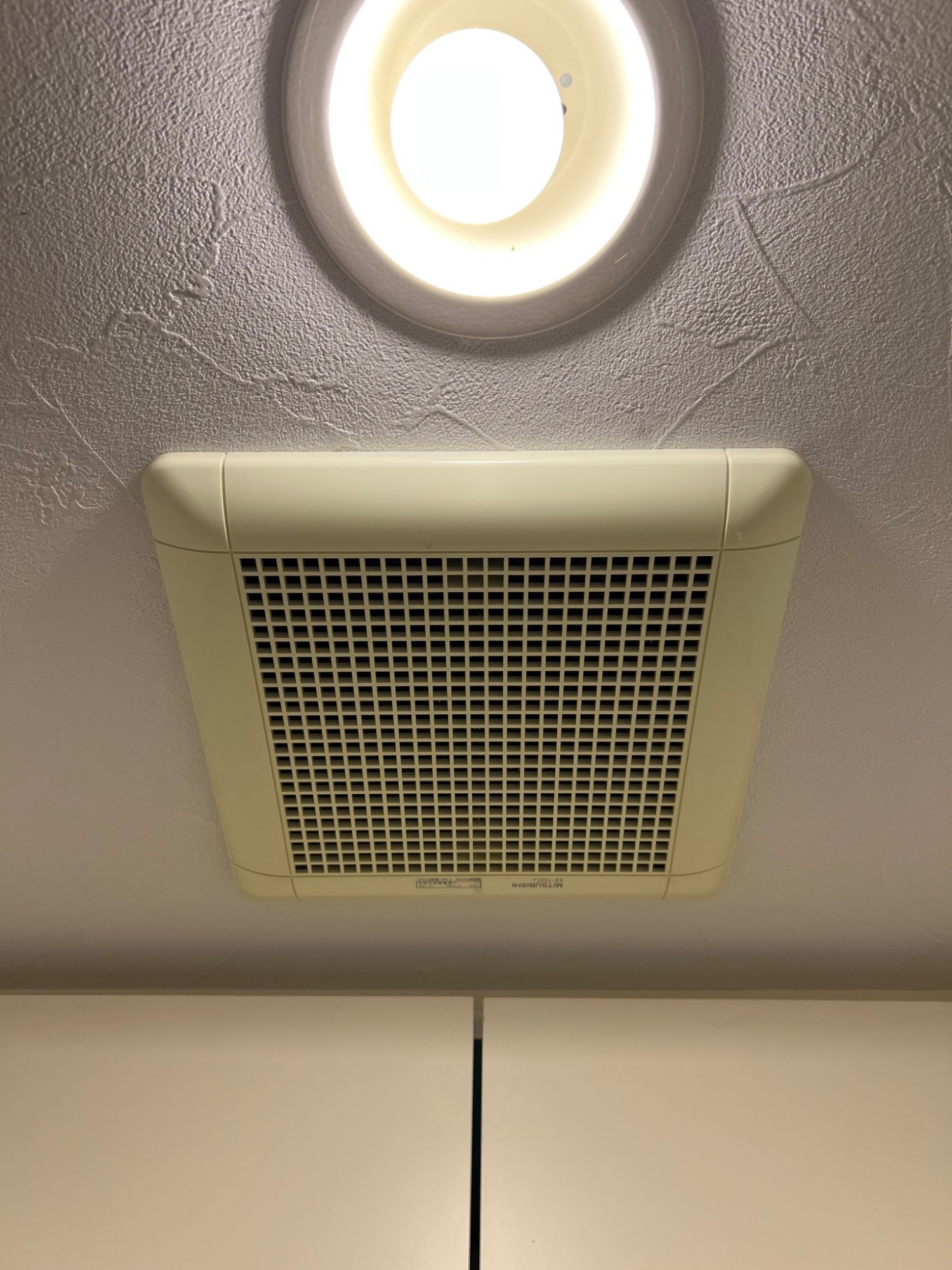 交換前の三菱電機 浴室換気扇 VD-13ZC