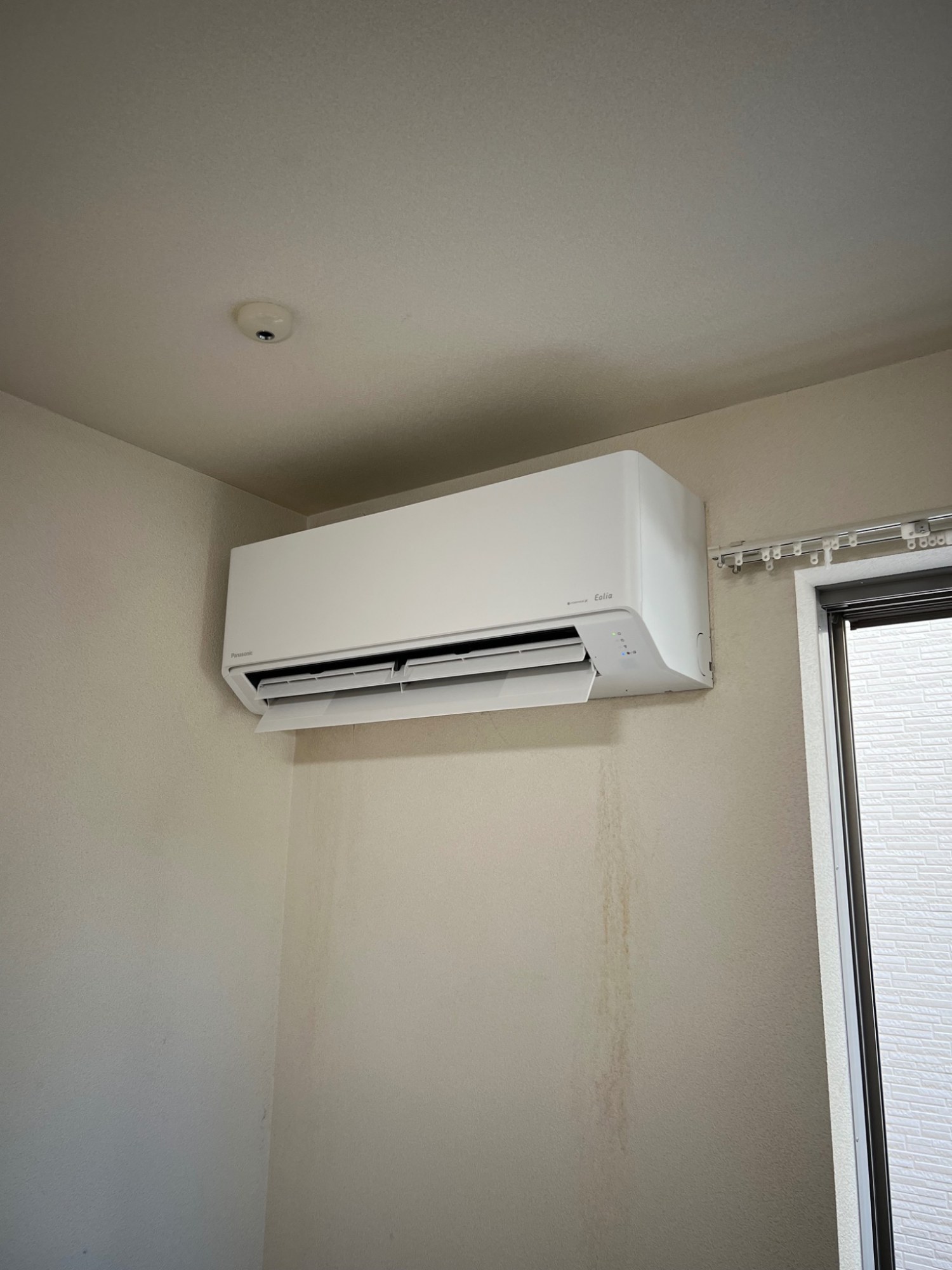 交換後:パナソニック エオリア 2.2kW・6畳用(CS-225DJ-W)